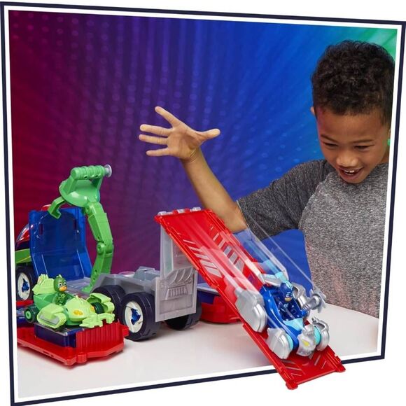 PJ Masks Toys PJ Launching Seeker Car Playset with Sounds, 2-in-1 Vehicle and Ca - Picture 9 of 12